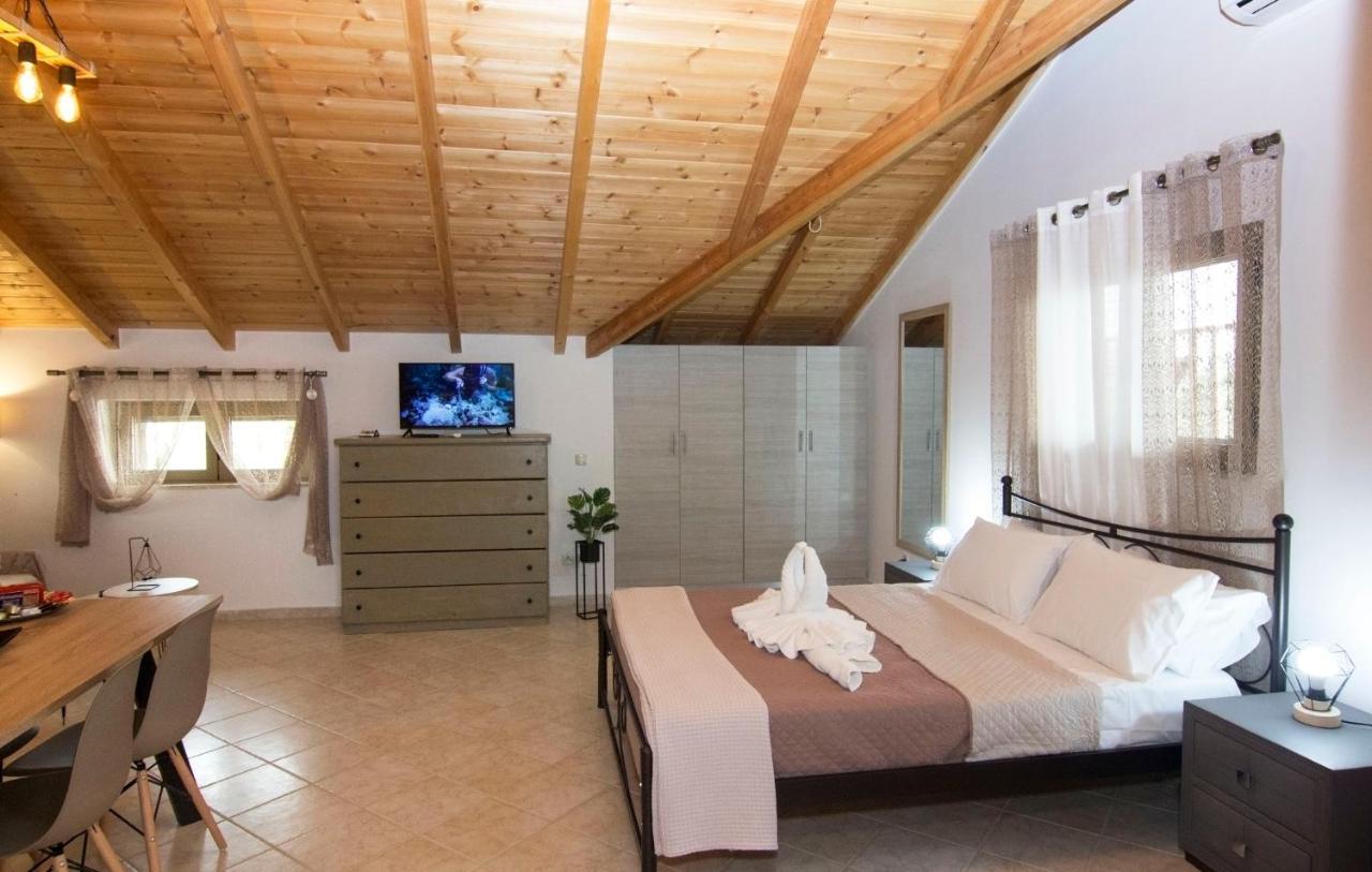 Selinitsa Stone Studio - Mani Seaview Retreat Айос-Ніколаос Екстер'єр фото